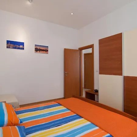 Val Apartmán Split